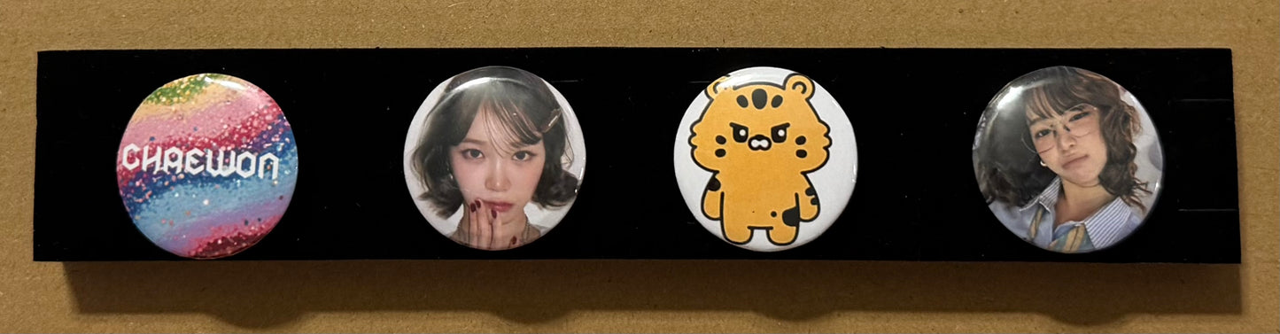 Chaewon 1.25in 4 Pack Pin Set