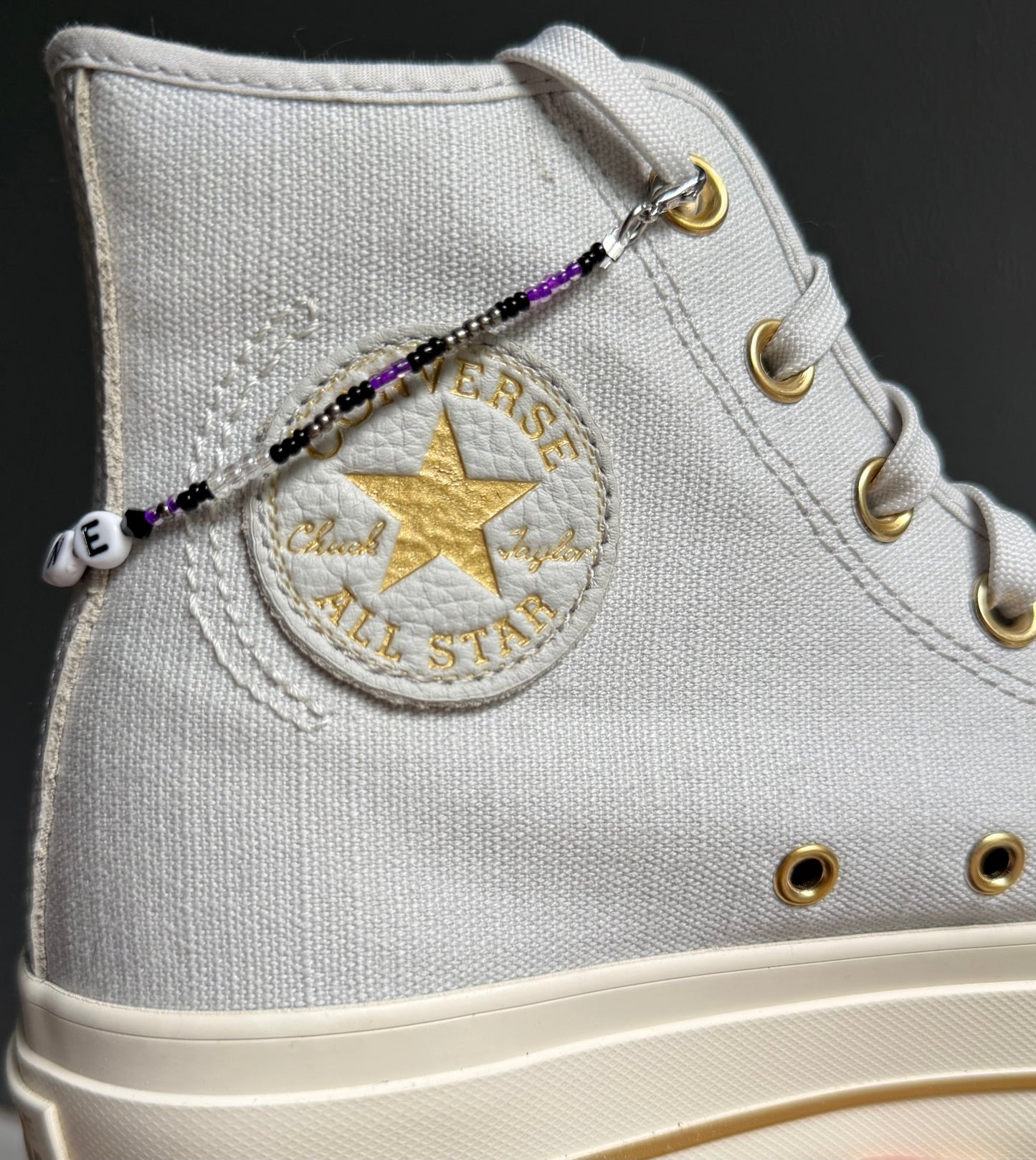 Dune Shoe Charm