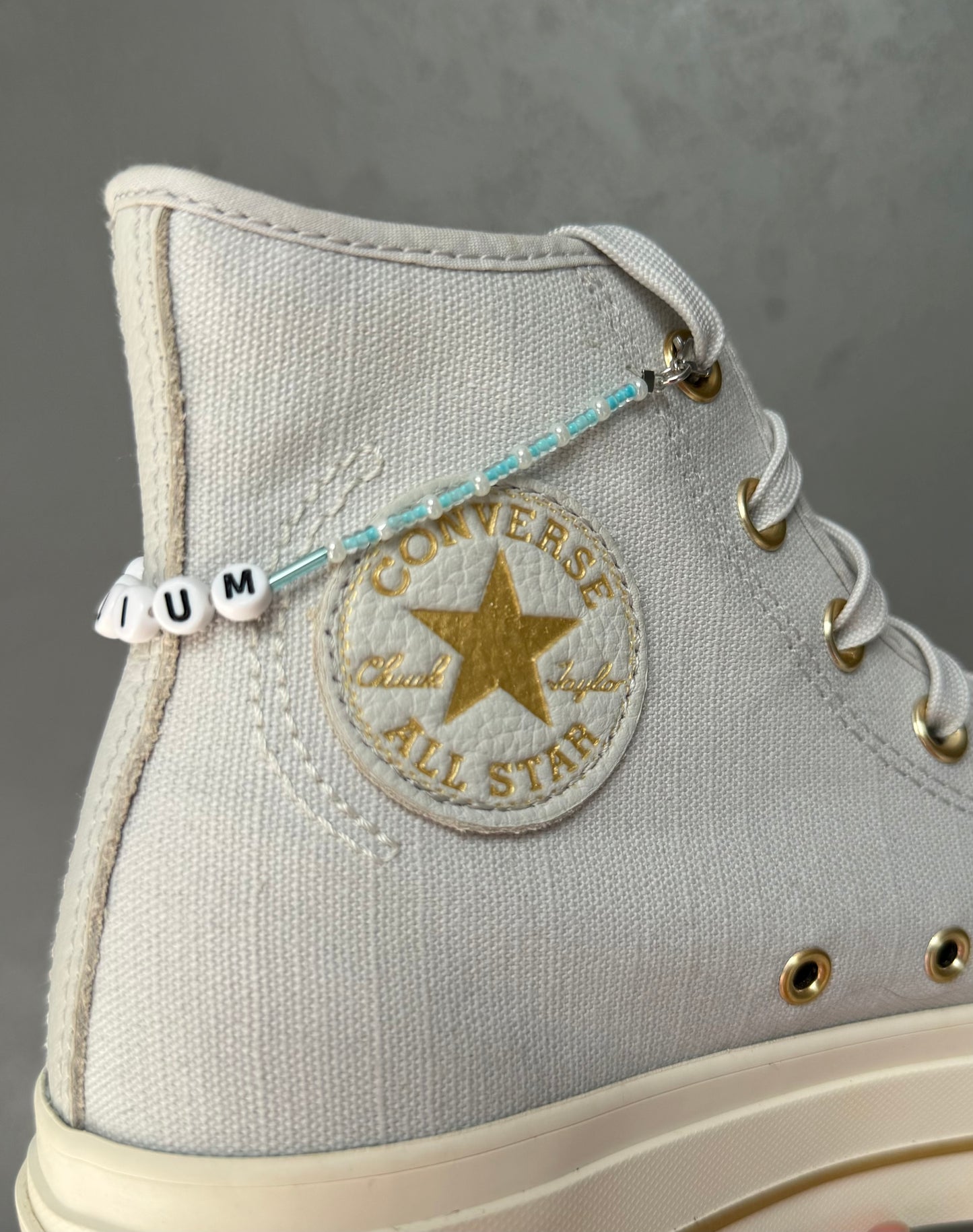 Helium Shoe Charm