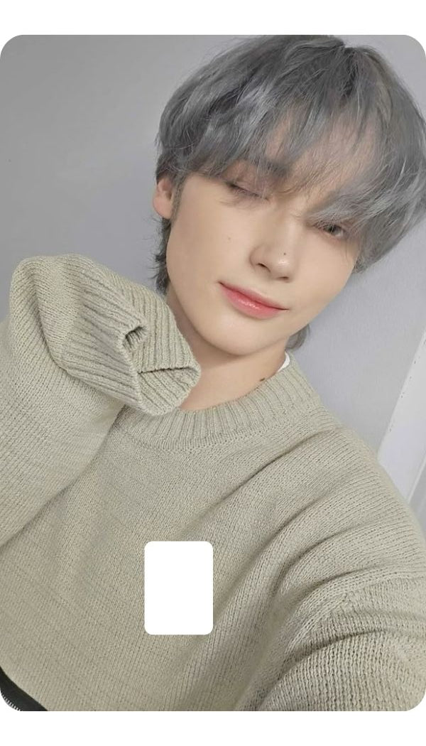 Huening Kai-Card Sticker 4