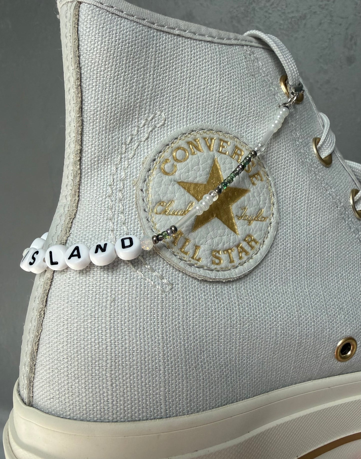 Lost Island Shoe Charm