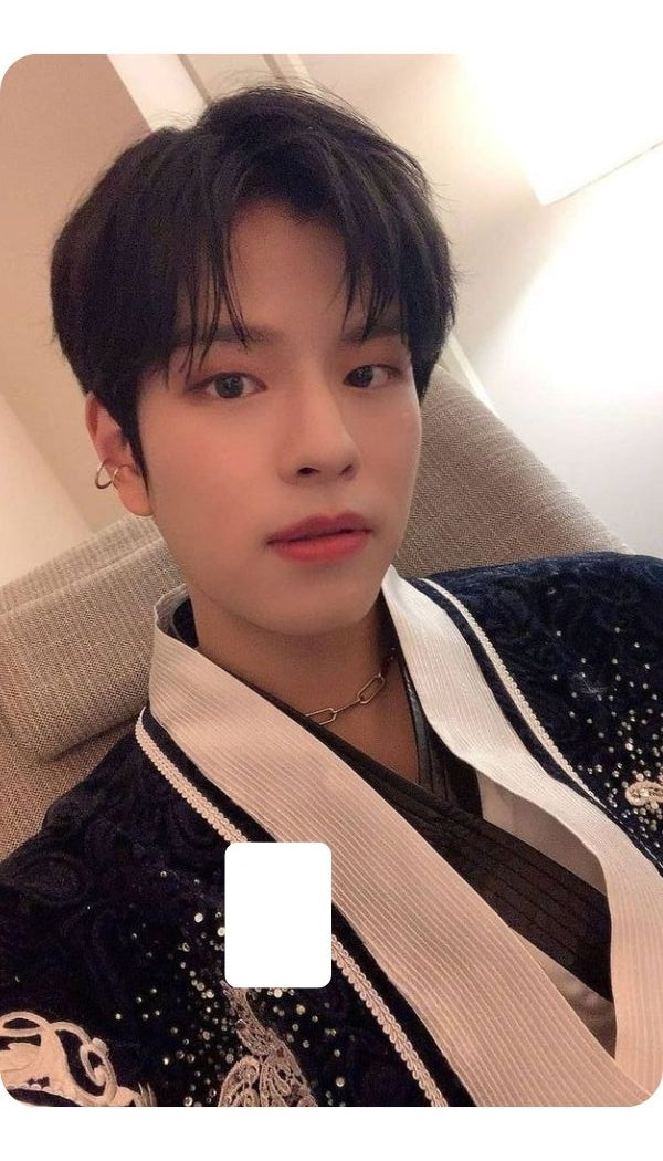 Seungmin-Card Sticker 1