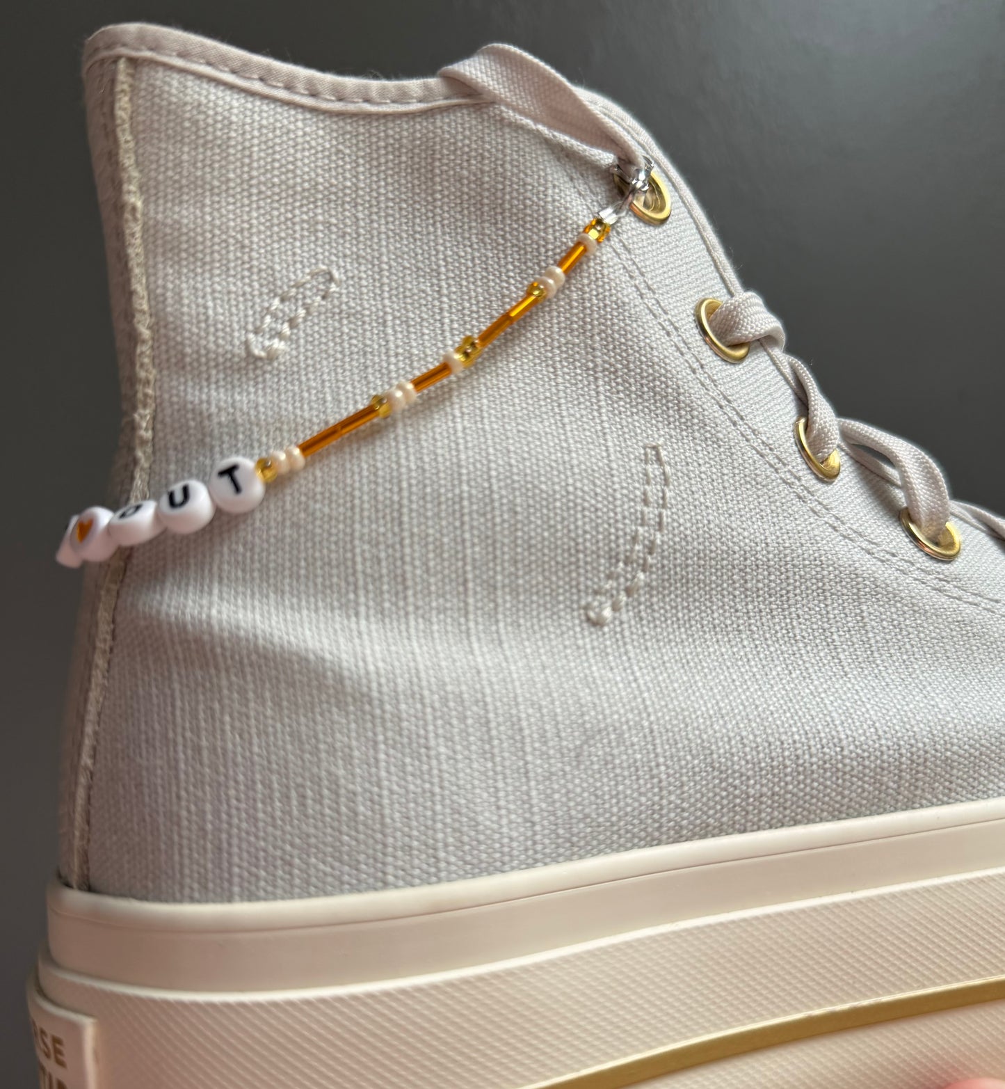 Shout Out Shoe Charm